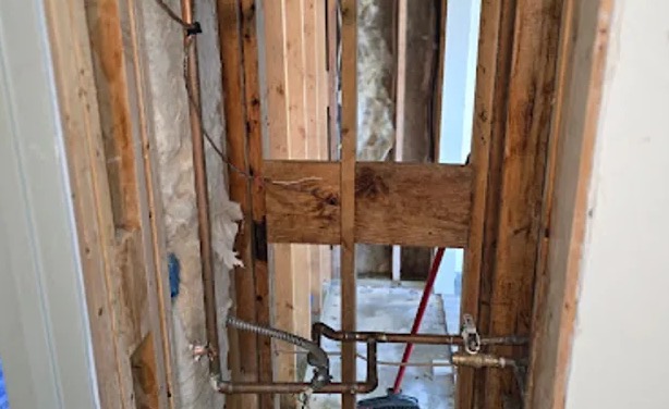 Ice Dam Removal & Repair in Worcester, MA