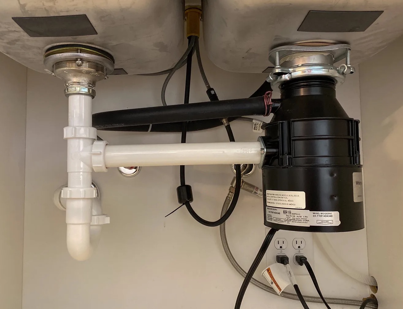 Leaky Garbage Disposal Cleanup in Worcester, MA